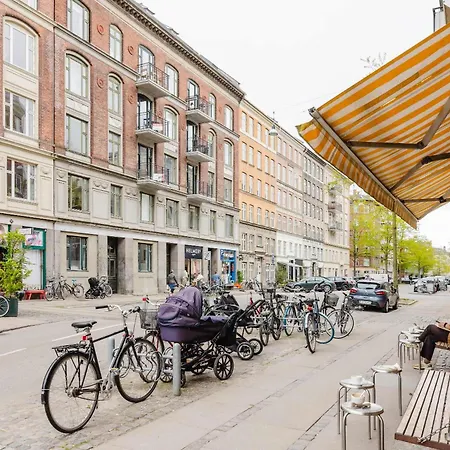 At Enghave Plads W 2 Balconies *
